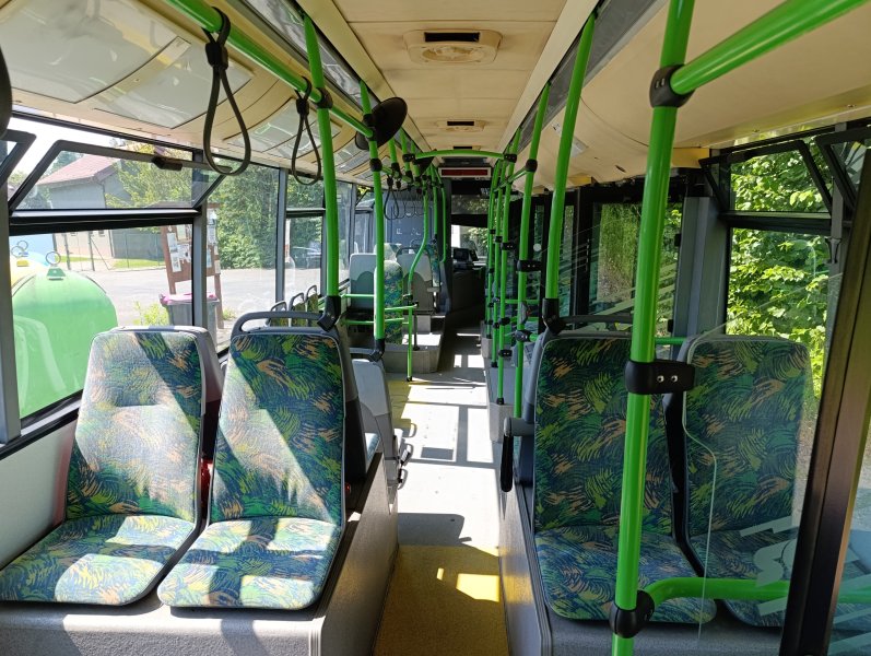 402